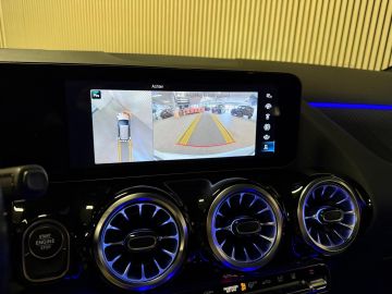 Mercedes-Benz B-Klasse 250e AMG STYLING-PANORAMA-KEYLESS-DISCTRONIC-CAMERA-HEAD UP-ZEER 