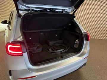 Mercedes-Benz B-Klasse 250e AMG STYLING-PANORAMA-KEYLESS-DISCTRONIC-CAMERA-HEAD UP-ZEER 