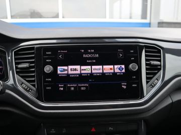 Volkswagen T-Roc 1.5 TSI Sport LED, Adapt. Cruisecontrol, Virtual cockpit, Trekhaa