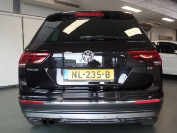 Volkswagen Tiguan 1.4 TSI ACT Highline Automaat, Panodak, Xenon, Stoelv, Navi, Acht