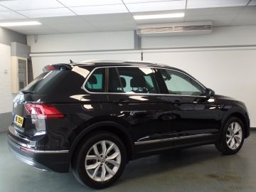 Volkswagen Tiguan 1.4 TSI ACT Highline Automaat, Panodak, Xenon, Stoelv, Navi, Acht