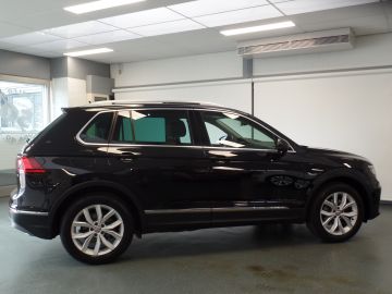 Volkswagen Tiguan 1.4 TSI ACT Highline Automaat, Panodak, Xenon, Stoelv, Navi, Acht