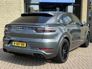 Porsche Cayenne Coupé 3.0 E Hybrid-LUCHTVERING-PANO-MATRIX-HEAD UP-INNODRIVE-COMP