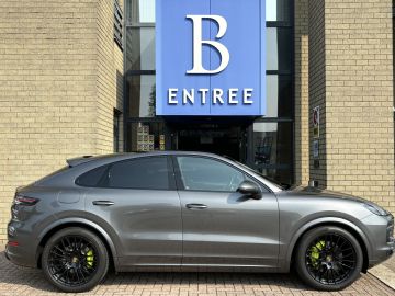 Porsche Cayenne Coupé 3.0 E Hybrid-LUCHTVERING-PANO-MATRIX-HEAD UP-INNODRIVE-COMP