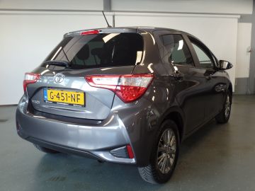 Toyota Yaris 1.5 VVT-i Dynamic Automaat, Lm velgen 15'', Elek ramen, Clima con