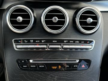 Mercedes-Benz GLC Coupé 250 4 Matic AMG STYLING-CAMERA-COMAND-TREKHAAK-COMPLEET