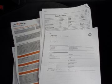 Volkswagen Golf 1.0 TSI Comfortline Business Dealer onderhouden, Navigatie, Clima