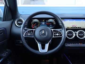 Mercedes-Benz EQA 250 Pano, Keyless GO, Camera, Sfeerverlichting, Dodehoekassistent