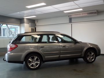 Subaru Outback 2.5i Comfort Full options!!, Xenon, Cruise controle, Clima contro