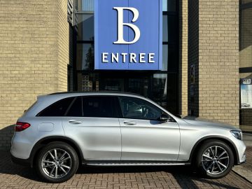 Mercedes-Benz GLC 250 4 Matic AMG STYLING-PANORAMA-RIJ PAKKET-BURMESTER-COMPLEET