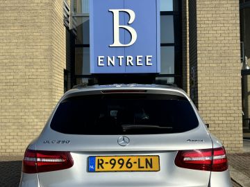 Mercedes-Benz GLC 250 4 Matic AMG STYLING-PANORAMA-RIJ PAKKET-BURMESTER-COMPLEET