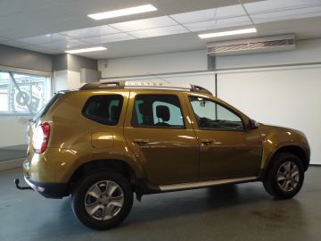 Dacia Duster 1.2 TCe 4x2 Lauréate Airco, Cruise controle, Elek ramen, Pdc, Lm 