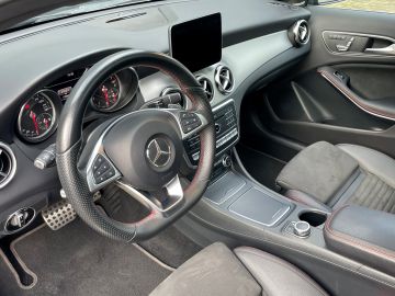 Mercedes-Benz GLA 250 4Matic Premium Plus - Panoramadak - Harman kardon - Achteruit