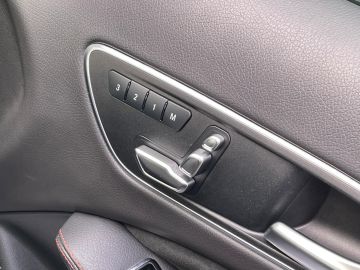 Mercedes-Benz GLA 250 4Matic Premium Plus - Panoramadak - Harman kardon - Achteruit