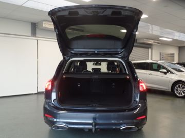 Ford Focus Wagon 1.0 EcoBoost Hybrid Vignale Navigatie, Achteruitrijcamera, 