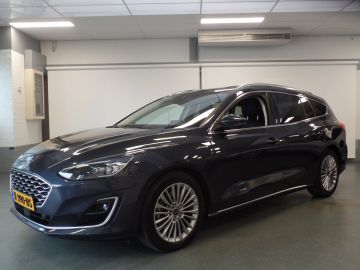 Ford Focus Wagon 1.0 EcoBoost Hybrid Vignale Navigatie, Achteruitrijcamera, 