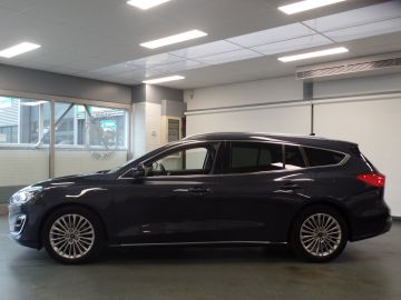 Ford Focus Wagon 1.0 EcoBoost Hybrid Vignale Navigatie, Achteruitrijcamera, 