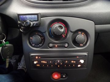 Renault Clio 1.2 Special Line Airco, Navigatie, Cruise controle, Elek ramen, T