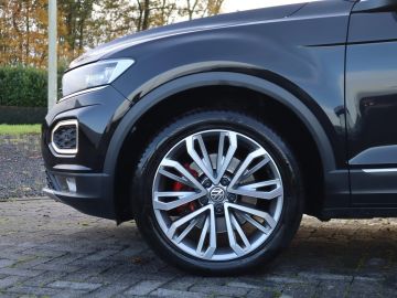 Volkswagen T-Roc 1.5 TSI Sport Pano, Leder, Camera, Stoelverwarming