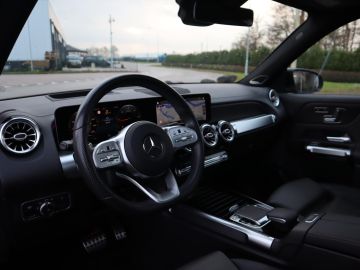 Mercedes-Benz Glb 200 d AMG 7p. Pano, Memory, Trekhaak, KeylessGO, Camera