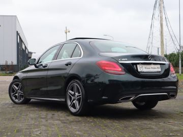 Mercedes-Benz C-Klasse 180 AMG Pano, Camera, Cruisecontrol, Sfeerverlichting