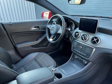 Mercedes-Benz CLA Shooting Brake 180 Prestige - Automaat-Cruise control-Trekhaak af