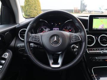 Mercedes-Benz GLC 250 4MATIC Airco, Trekhaak, Head-up Display, Stoelverwarming