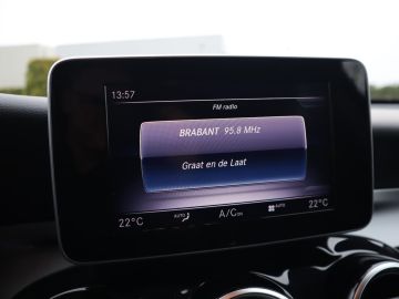 Mercedes-Benz GLC 250 4MATIC Airco, Trekhaak, Head-up Display, Stoelverwarming