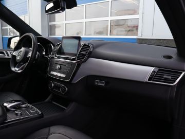 Mercedes-Benz GLE 350 d 4MATIC AMG Pano, Trekhaak, Distronic, Airmatic