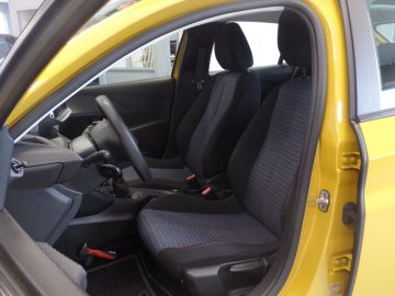 Peugeot 208 1.2 PureTech Like 5drs, Airco, Cruise controle, Elek ramen voor, 