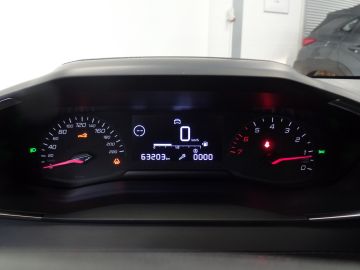 Peugeot 208 1.2 PureTech Like 5drs, Airco, Cruise controle, Elek ramen voor, 