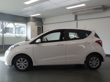 Hyundai I10 1.0i Comfort, 5drs Navigatie, Airco, Elek ramen, Cruise controle,