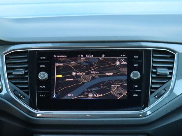 Volkswagen T-Roc 1.5 TSI Sport Pano, Trekhaak, Camera, Virtual Cockpit