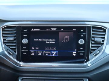 Volkswagen T-Roc 1.5 TSI Sport Pano, Trekhaak, Camera, Virtual Cockpit