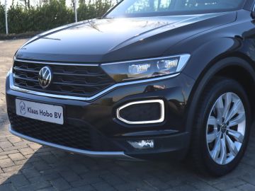 Volkswagen T-Roc 1.5 TSI Sport Pano, Trekhaak, Camera, Virtual Cockpit