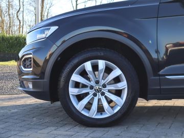 Volkswagen T-Roc 1.5 TSI Sport Pano, Trekhaak, Camera, Virtual Cockpit