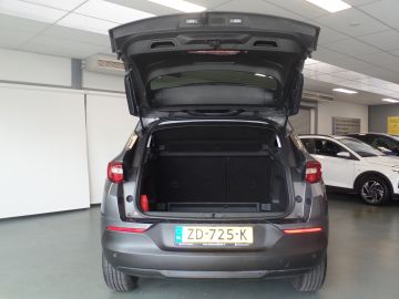 Opel Grandland X 1.2 Turbo Business + Navigatie, Achteruitrijcamera, Pdc, Cruise c
