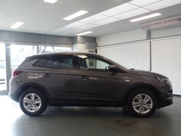 Opel Grandland X 1.2 Turbo Business + Navigatie, Achteruitrijcamera, Pdc, Cruise c