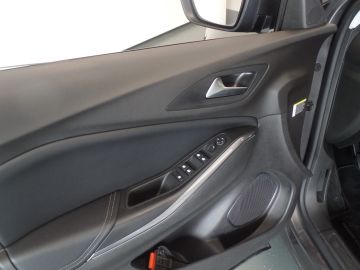 Opel Grandland X 1.2 Turbo Business + Navigatie, Achteruitrijcamera, Pdc, Cruise c
