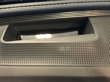 Mercedes-Benz EQC 400 4 Matic Premium Plus 80 kWh-SCHUIFDAK-HEAD UP-MEMORY-TREKHAAK