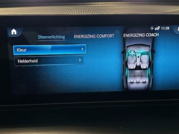 Mercedes-Benz EQC 400 4 Matic Premium Plus 80 kWh-SCHUIFDAK-HEAD UP-MEMORY-TREKHAAK