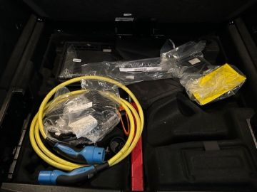 Mercedes-Benz EQC 400 4 Matic Premium Plus 80 kWh-SCHUIFDAK-HEAD UP-MEMORY-TREKHAAK