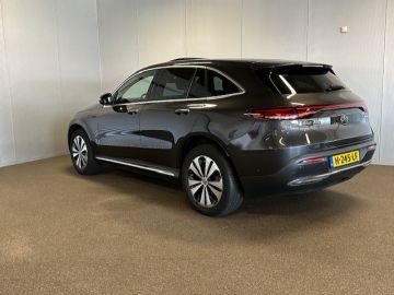 Mercedes-Benz EQC 400 4 Matic Premium Plus 80 kWh-SCHUIFDAK-HEAD UP-MEMORY-TREKHAAK