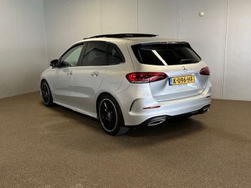 Mercedes-Benz B-Klasse 200 AMG STYLING-PANORAMA-MEMORY-WIDESCREEN-ACC-TREKHAAK-ZEER COMP