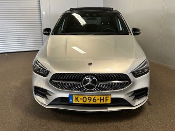 Mercedes-Benz B-Klasse 200 AMG STYLING-PANORAMA-MEMORY-WIDESCREEN-ACC-TREKHAAK-ZEER COMP