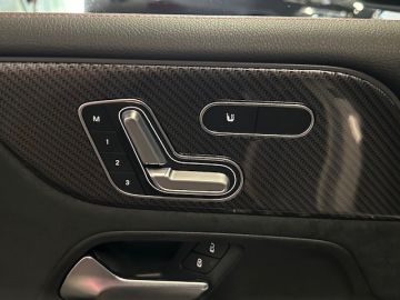 Mercedes-Benz B-Klasse 200 AMG STYLING-PANORAMA-MEMORY-WIDESCREEN-ACC-TREKHAAK-ZEER COMP