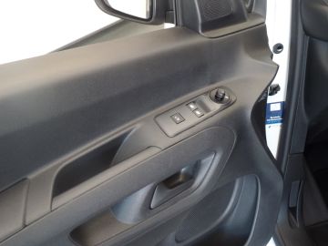 Peugeot Partner 1.5 BlueHDI Premium 3 Zitplaatsen, Schuifdeur rechts, Deurtjes ac