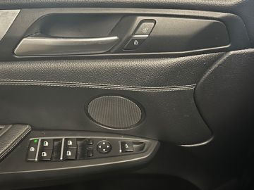 BMW X4 xDrive20i Executive-LEER-HEAD UP-TREKHAAK-SURROUND CAMERA-COMPLEE