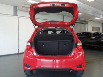 Toyota Yaris 1.0 VVT-i Comfort 5 Drs uitvoering, Airco, Elek ramen, Cv op sleu
