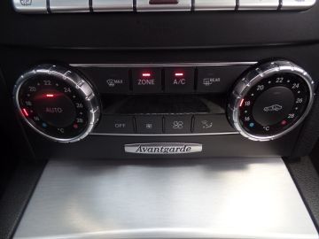 Mercedes-Benz C-Klasse 180 Avantgarde Facelift model!!, Automaat, Clima controle, Cruise